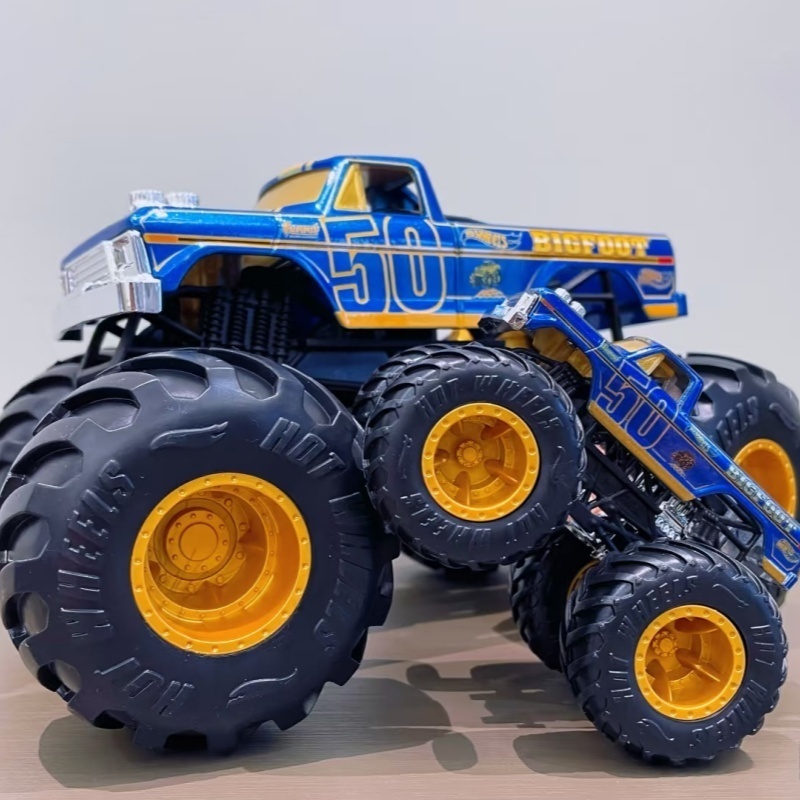Hot Wheels Monster Trucks Bigf - Hot Wheels Car Monster Trucks recensione e prezzo